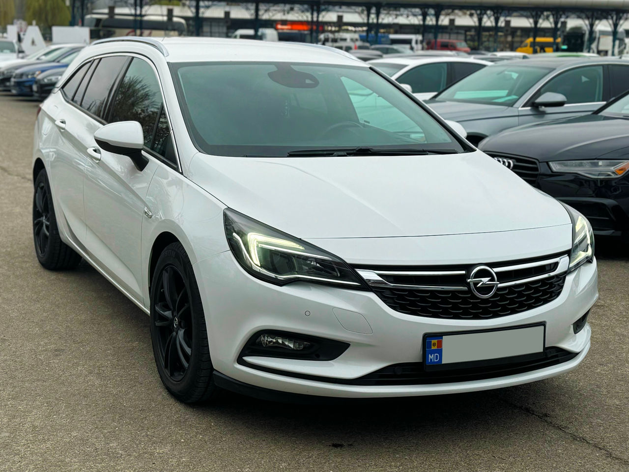 Opel Astra foto 2