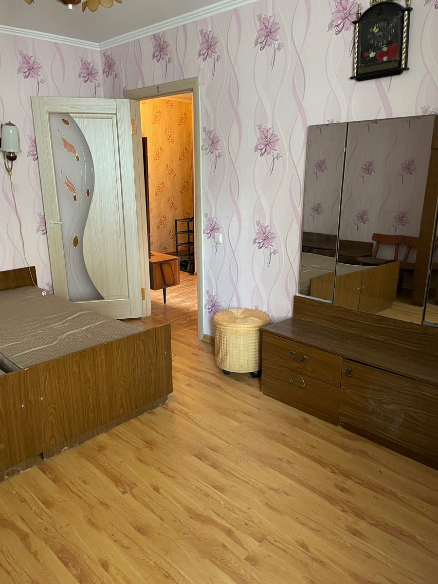 Apartament cu 3 camere,  Centru,  Soroca foto 6