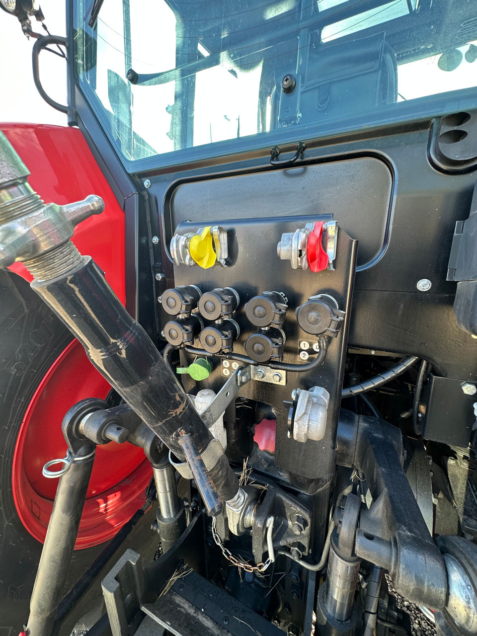 Tractor Zetor 135 Forterra 135 c.p. фото 5