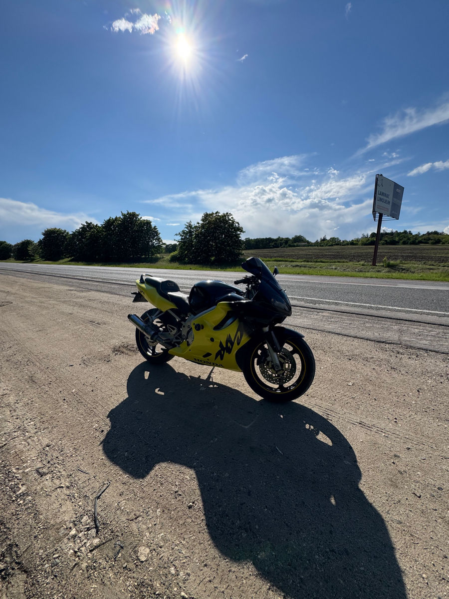 Honda CBR 600 foto 1