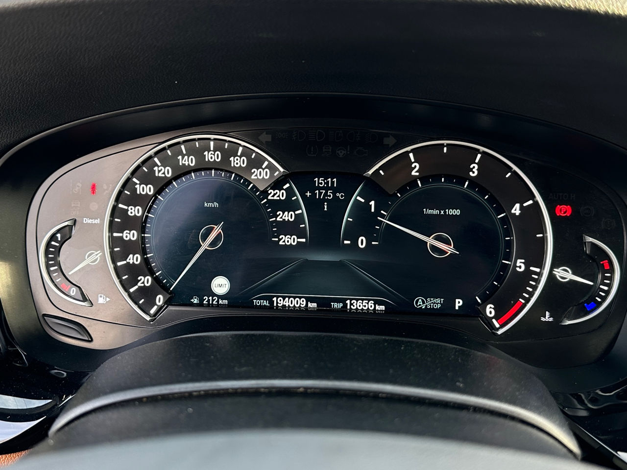 BMW 5 Series foto 11