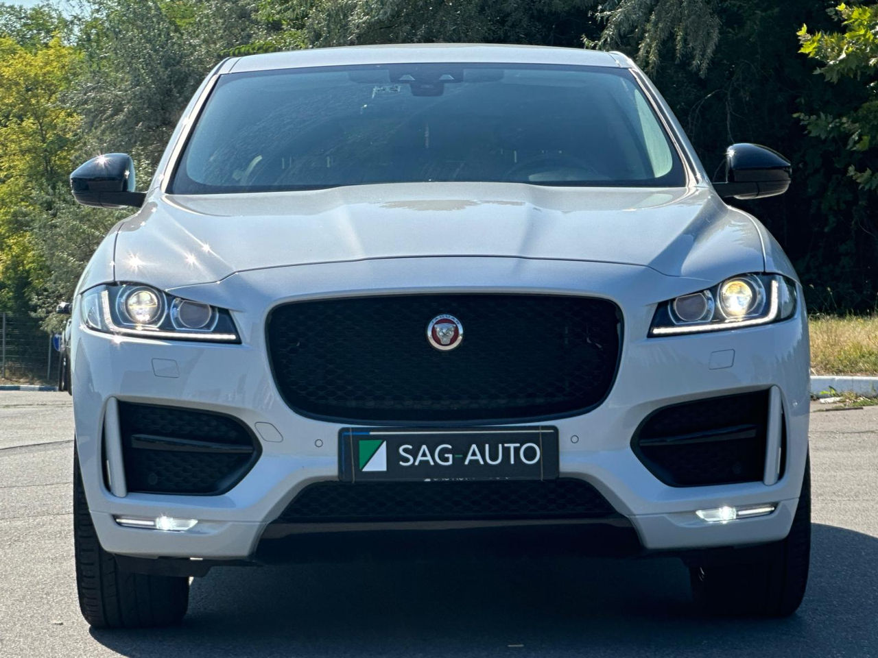 Jaguar F-PACE foto 2