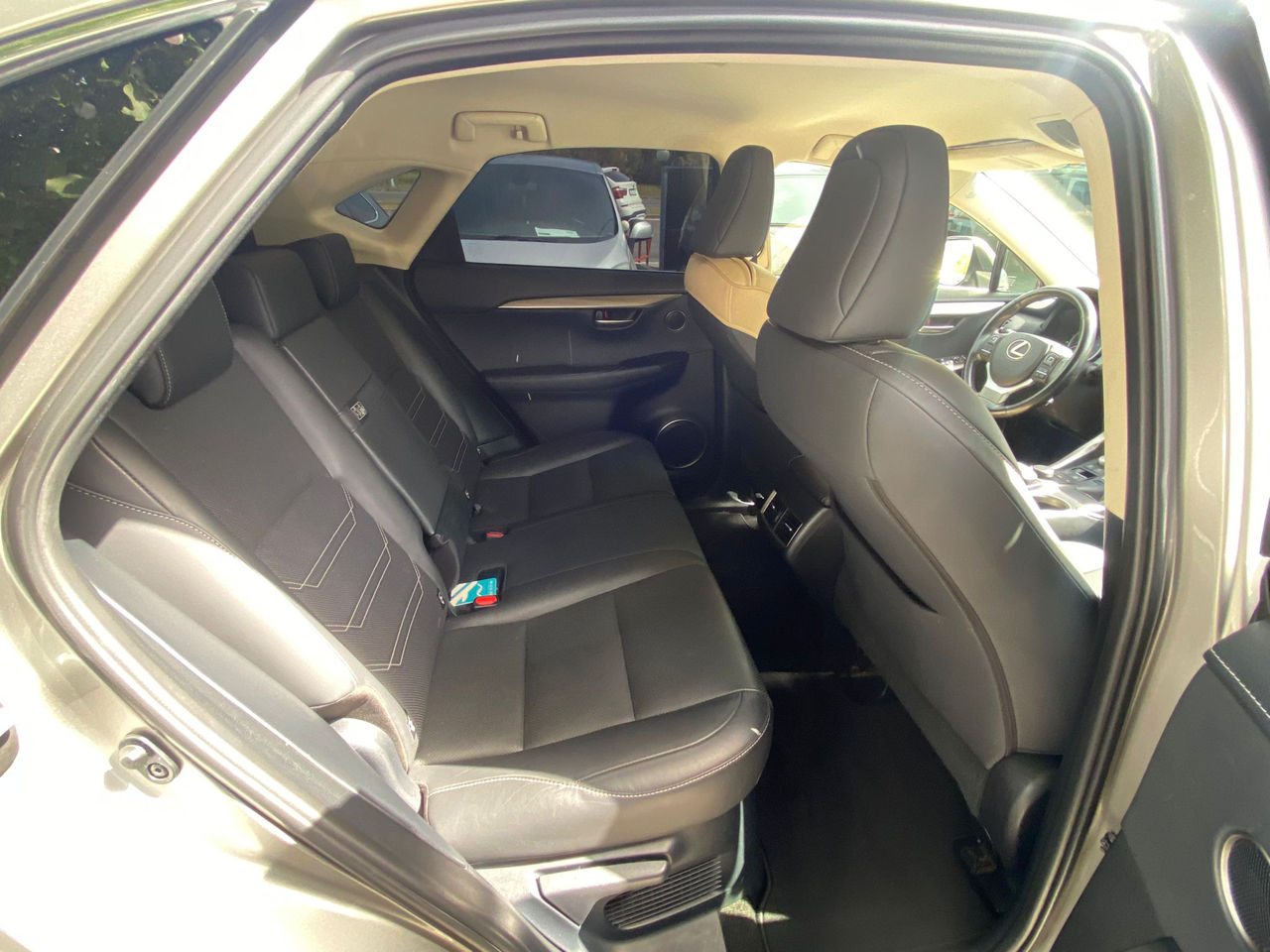 Lexus NX Series фото 16