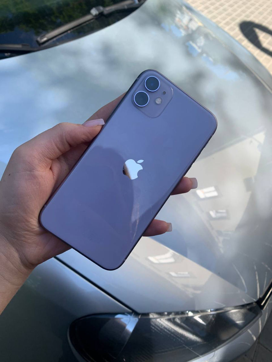 Vând Iphone 11 foto 3