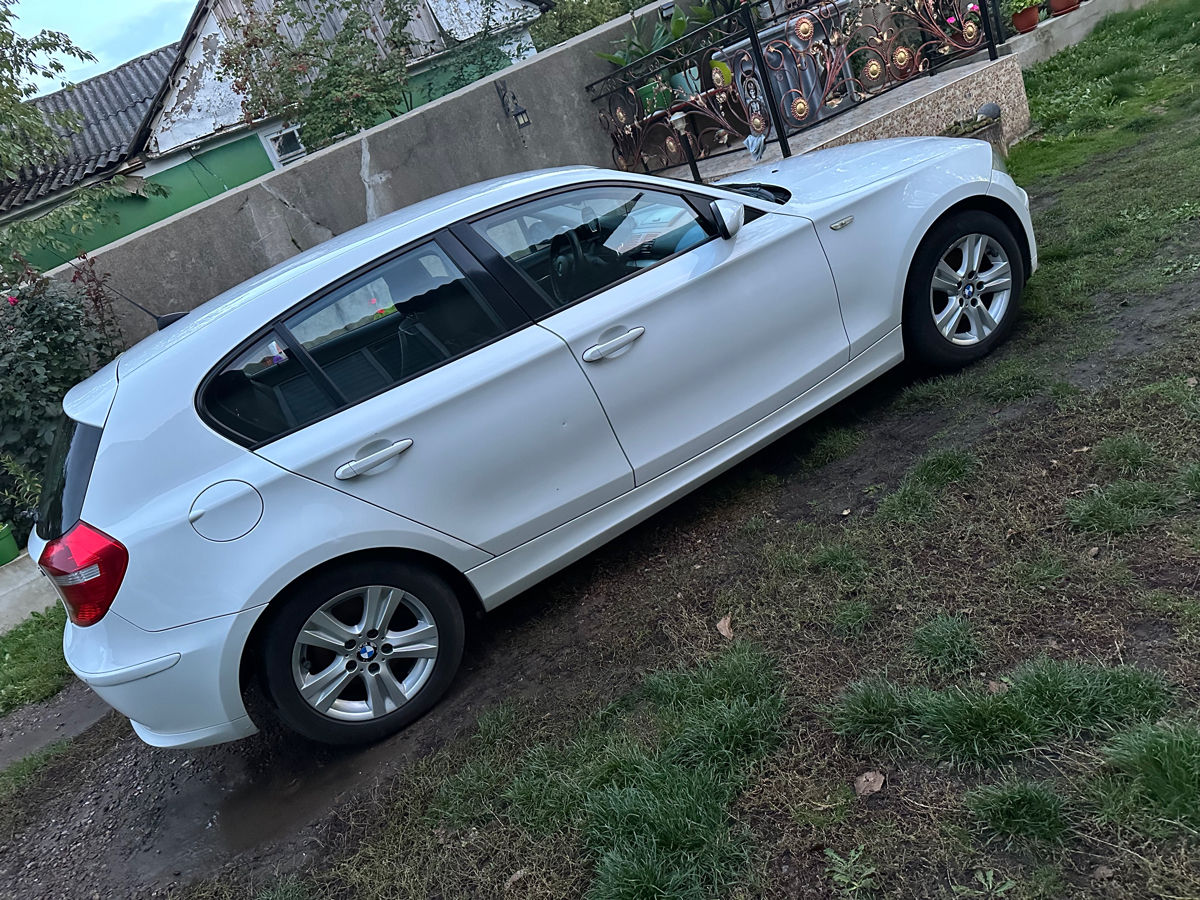 BMW 1 Series фото 3
