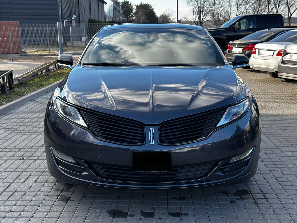 Lincoln MKZ foto 1