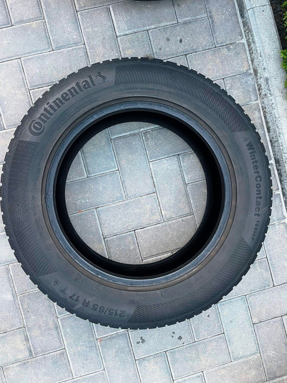 Continental anvelope iarna 215/65/R17- 2 buc.