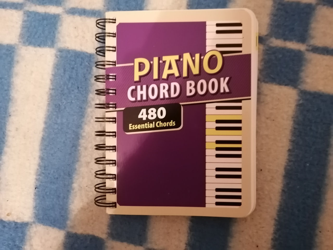 Piano Chord Book 480 Essential Chords