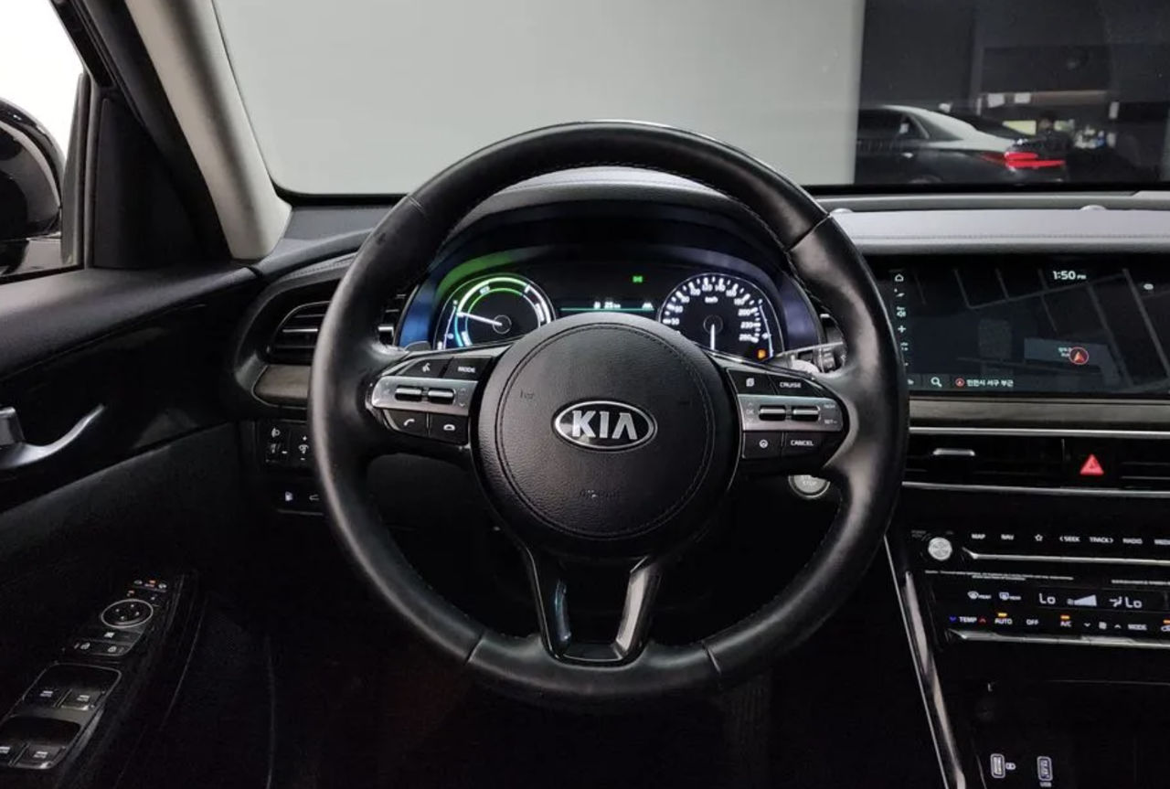 KIA K7 foto 8