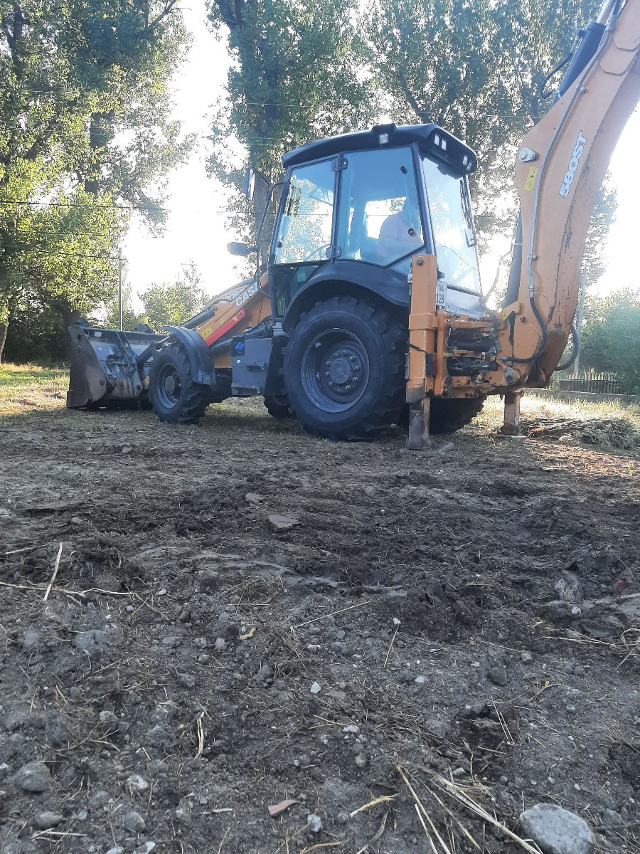 TVA 20% Prestăm servicii de excavare   excavări buldoexcavator foto 1