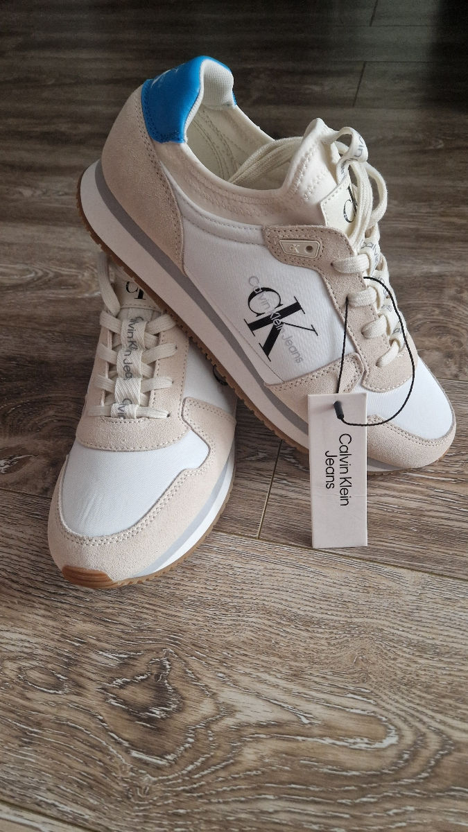 Calvin Klein Nou, original - 1500 lei foto 0