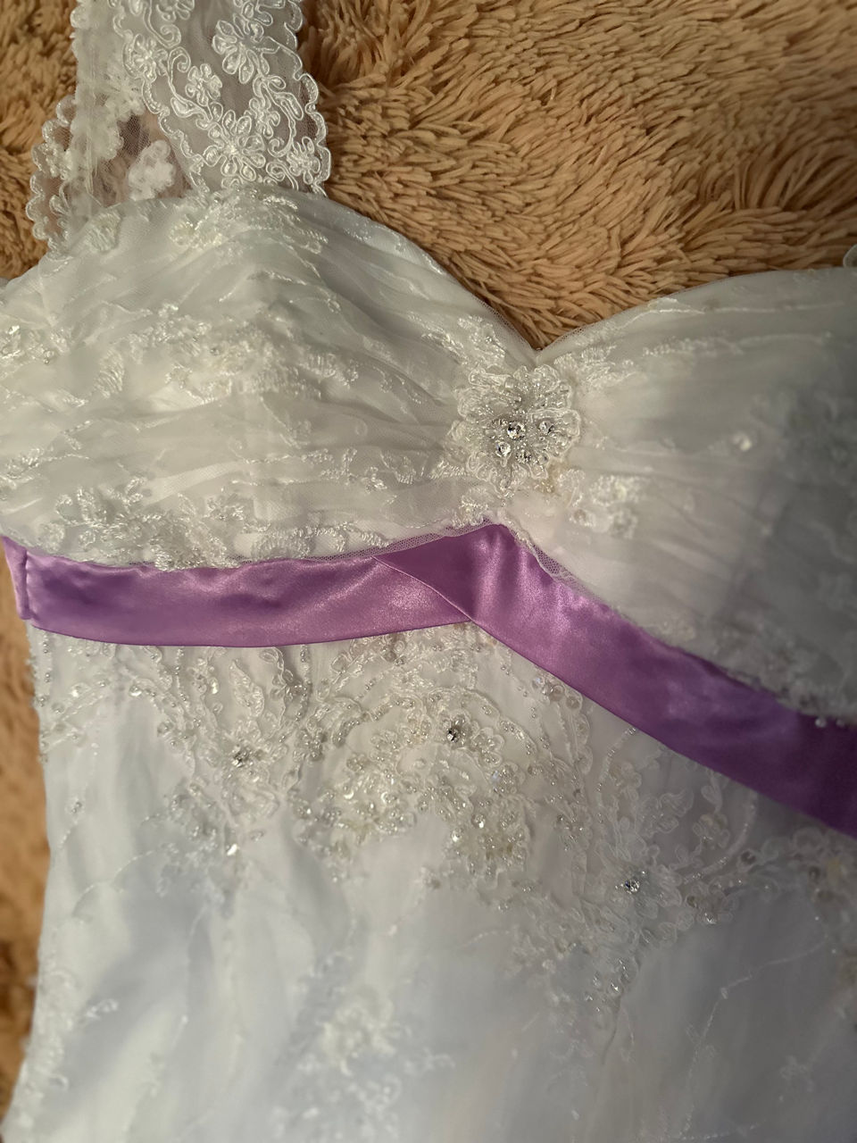Rochie de mireasă de tip sirenă (cu trenă) фото 4