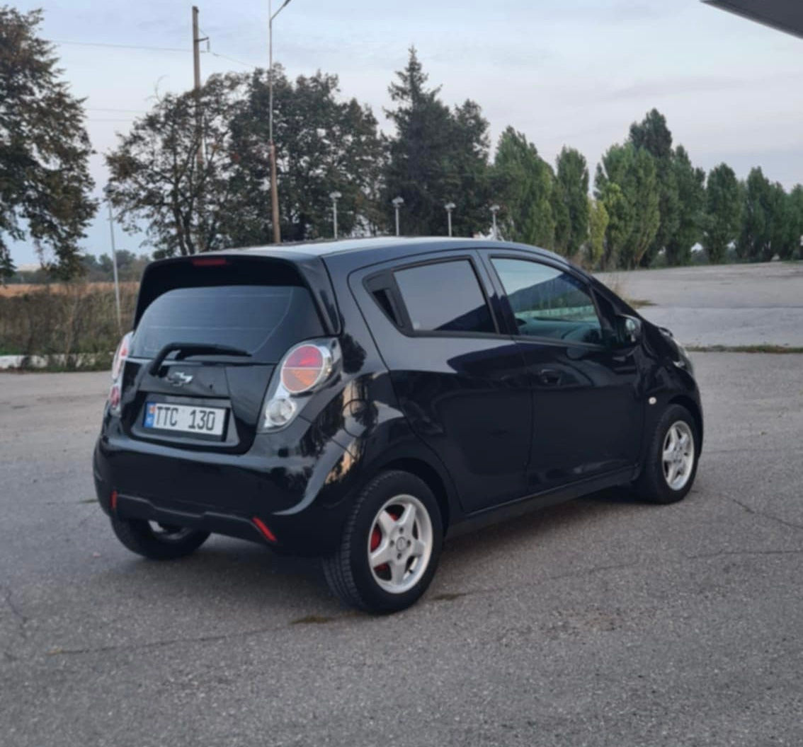 Chevrolet Spark фото 3