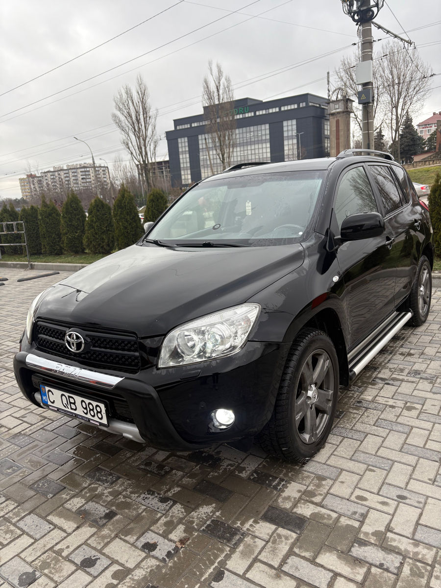 Toyota Rav 4 foto 0