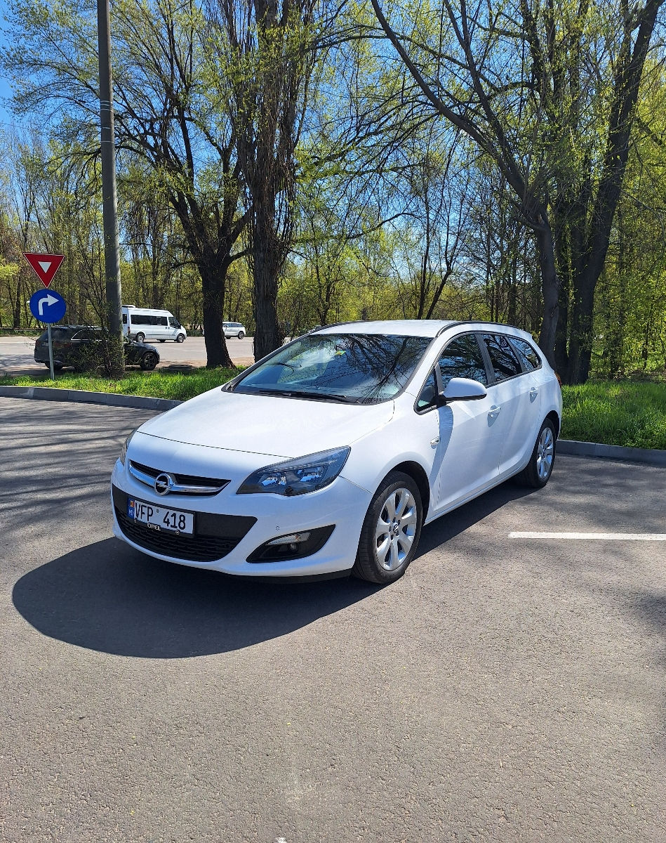 Opel Astra foto 1