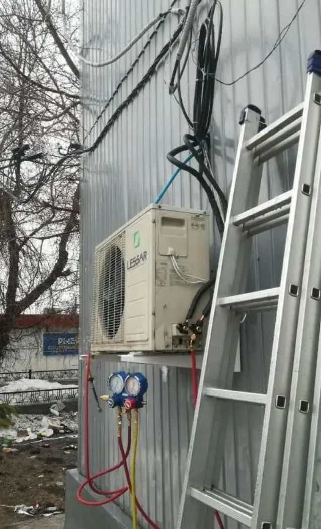 Ремонт кондиционеров. Reparatie aer conditionat. Чистка, Мойка, Заправка фреоном фото 2
