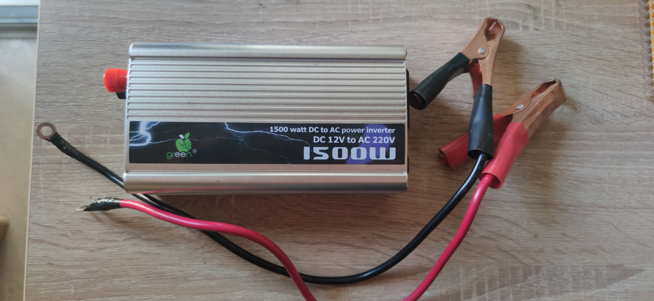 Invertor 12/ 220