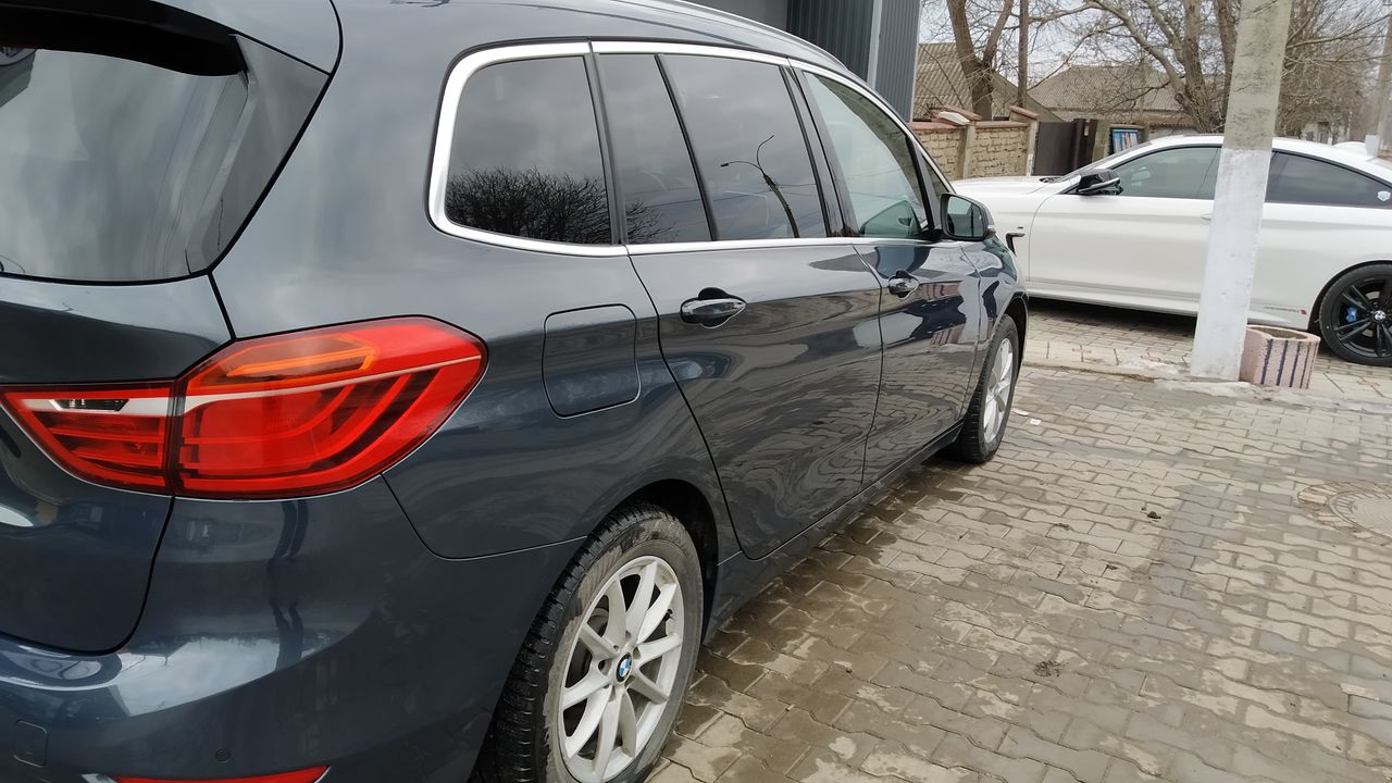 BMW 2 Series foto 1