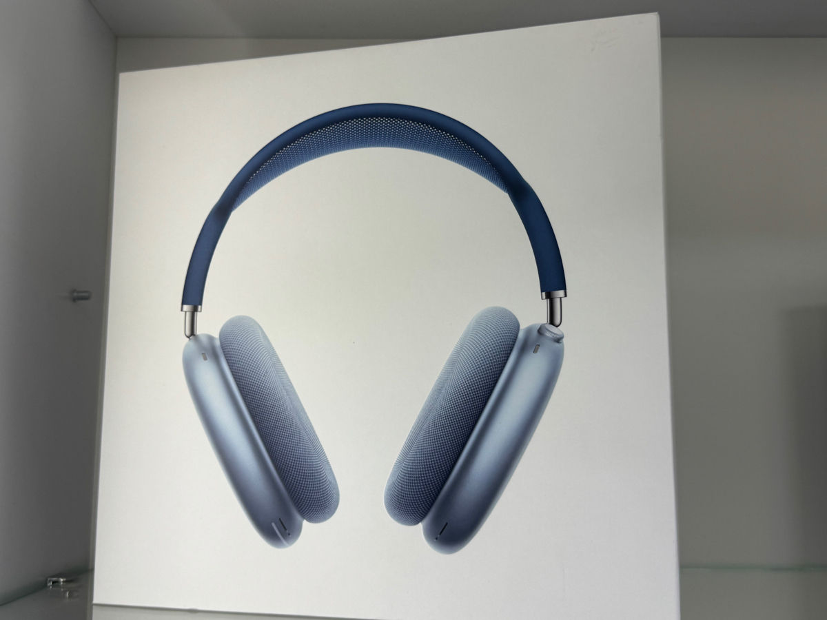 AirPods Max Sky Blue with Blue Headband фото 0