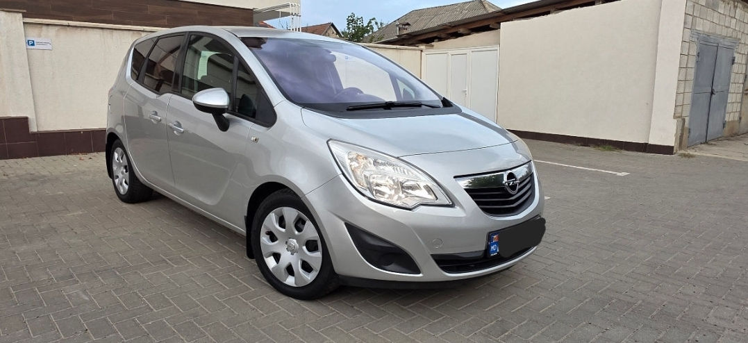 Opel Meriva foto 0