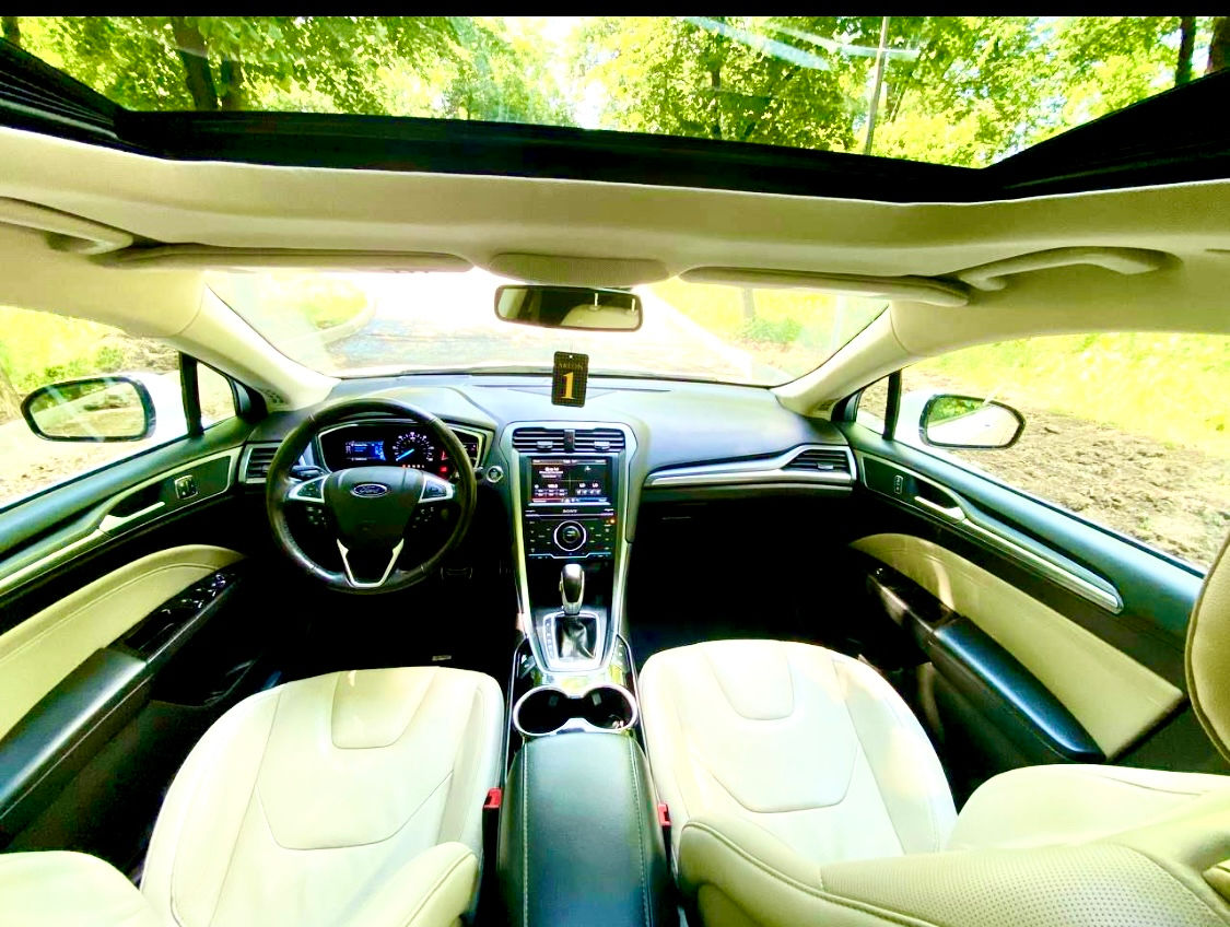 Ford Fusion foto 1