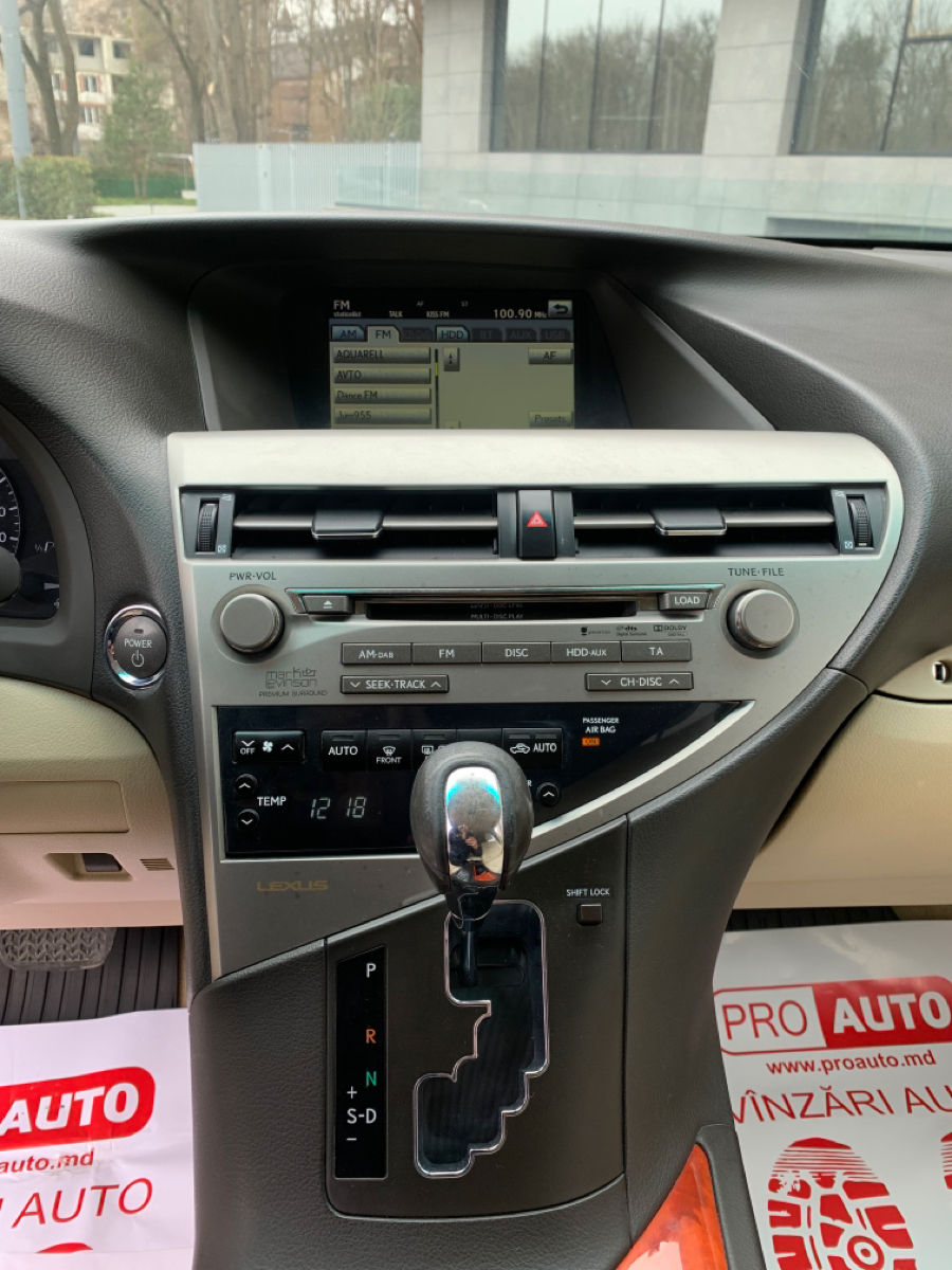 Lexus RX Series фото 11