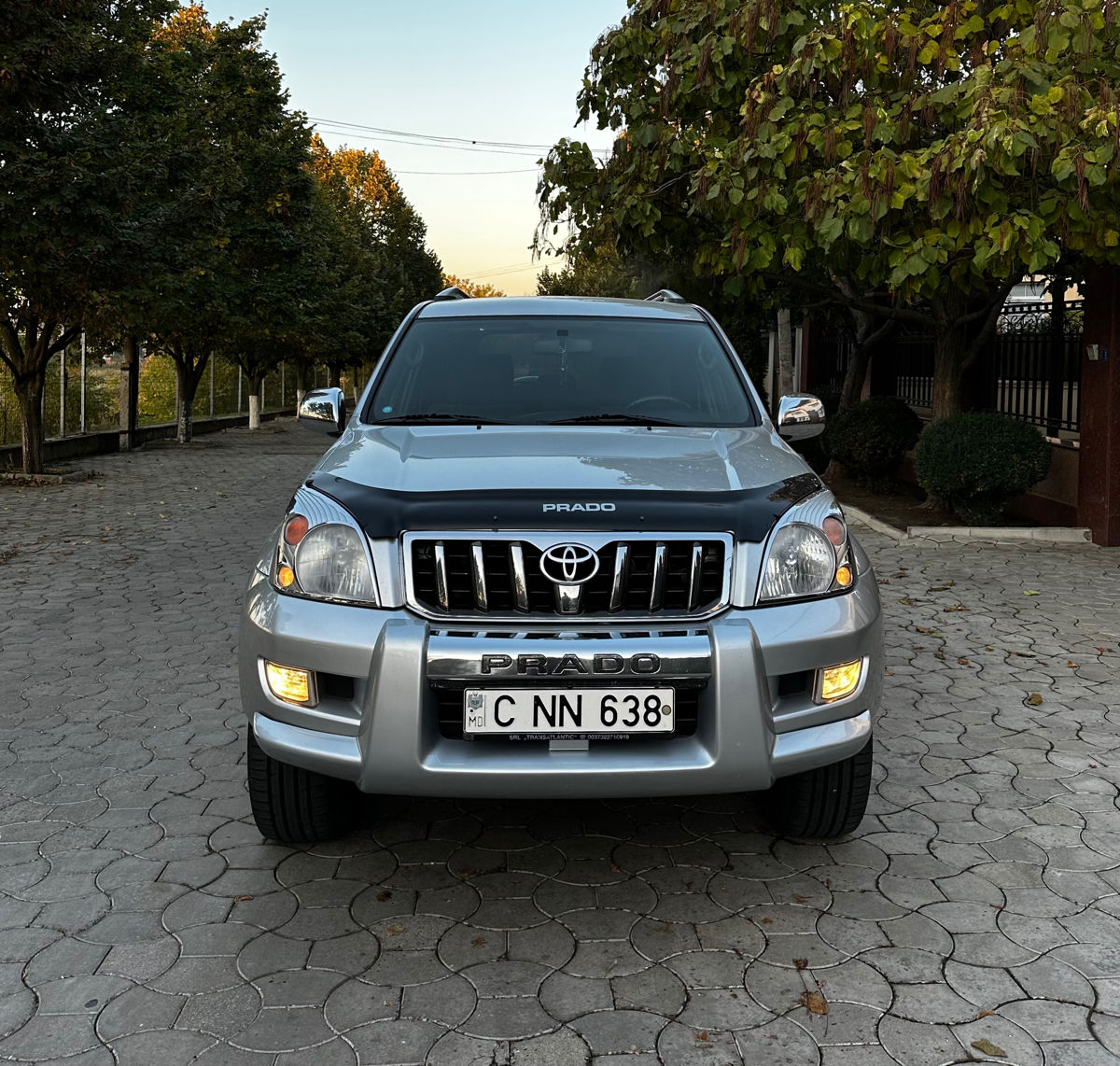 Toyota Land Cruiser Prado foto 1