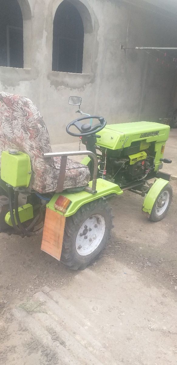 Mini tractor  фото 2