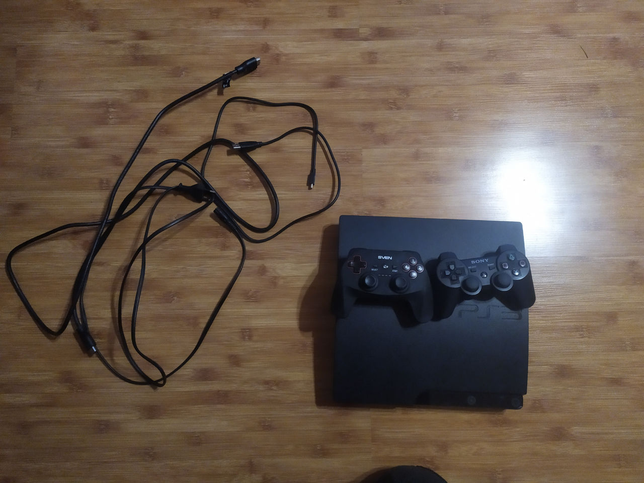 Продам PlayStation 3 Slim 250 Gb, прошитая в идеальном состоянии