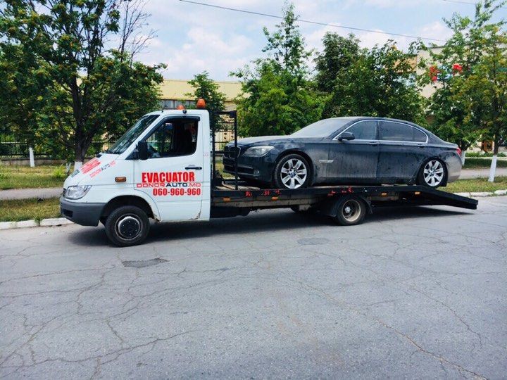 Evacuare auto 24/24  in orice raza a orasului si in afara orasului фото 2