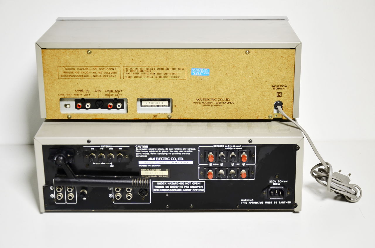 AKAI Stereo receiver AA-R20 & AKAI Stereo Deck CS M01A фото 7