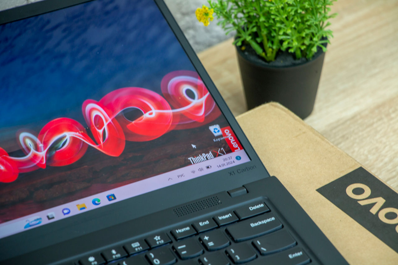 Lenovo X1 Carbon 7Th Gen/ Core I5 10210U/ 16Gb Ram/ 500Gb SSD/ 14" FHD IPS foto 10