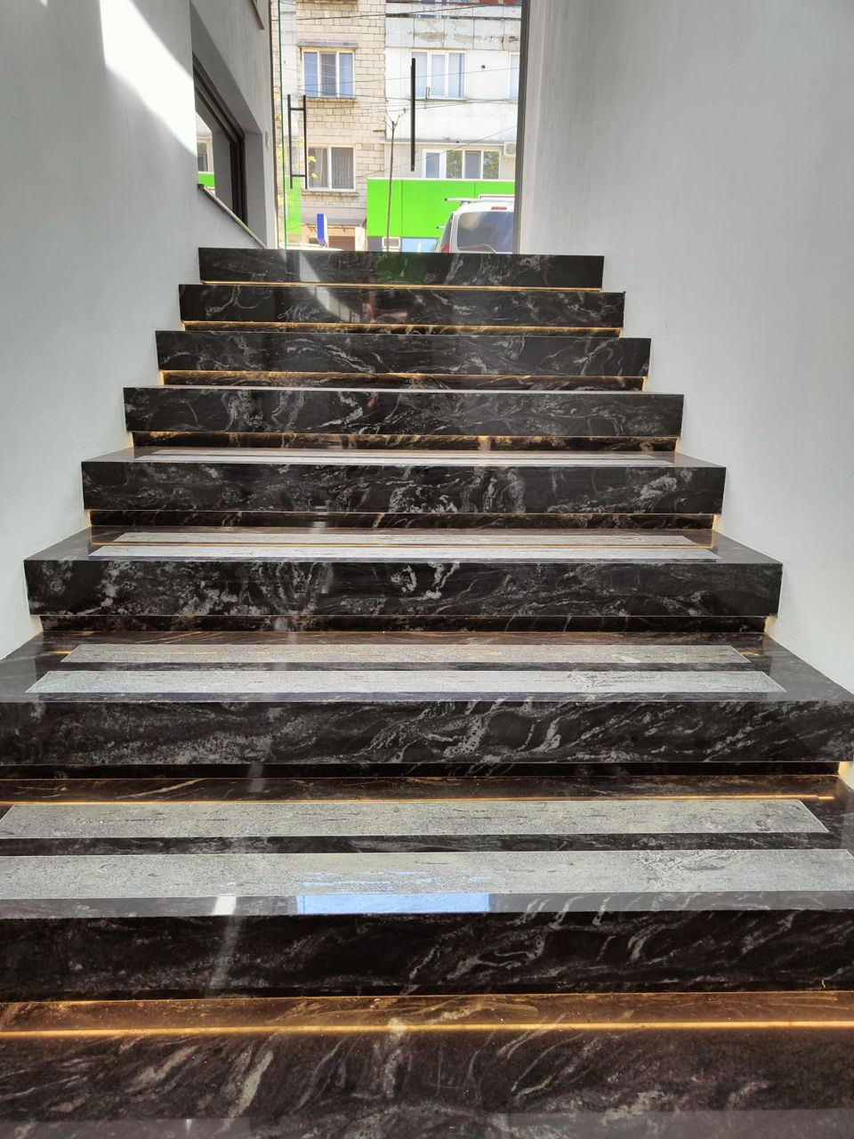 Scari Blat Pervaz din marmura, Granit, Quartz фото 0