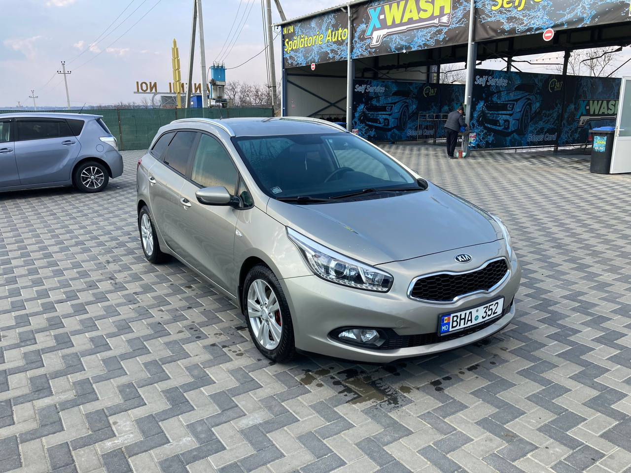 KIA Ceed Sw foto 1