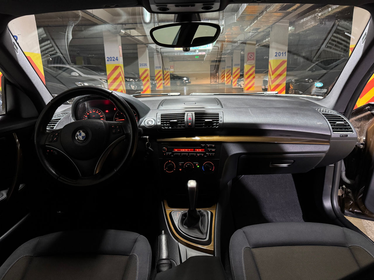 BMW 1 Series фото 16