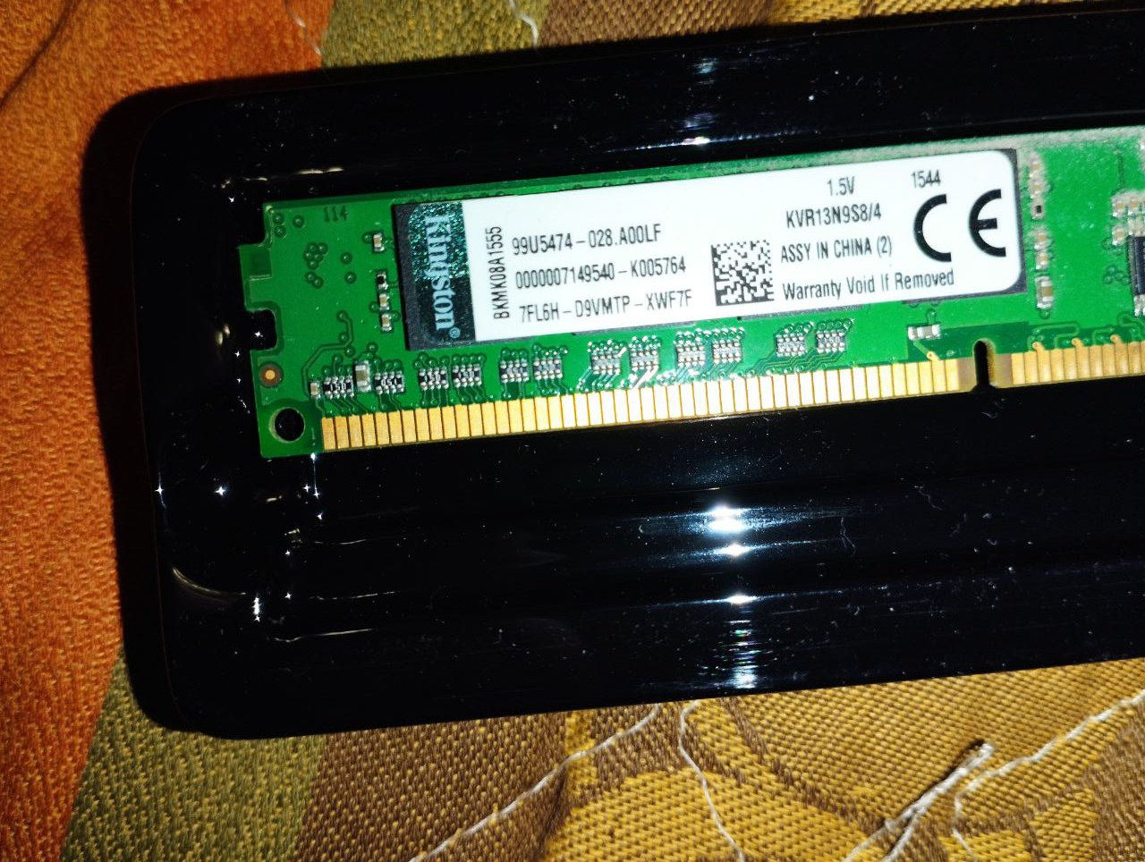 DDR3 низкопрофильная Kingston KVR13N9S8/4