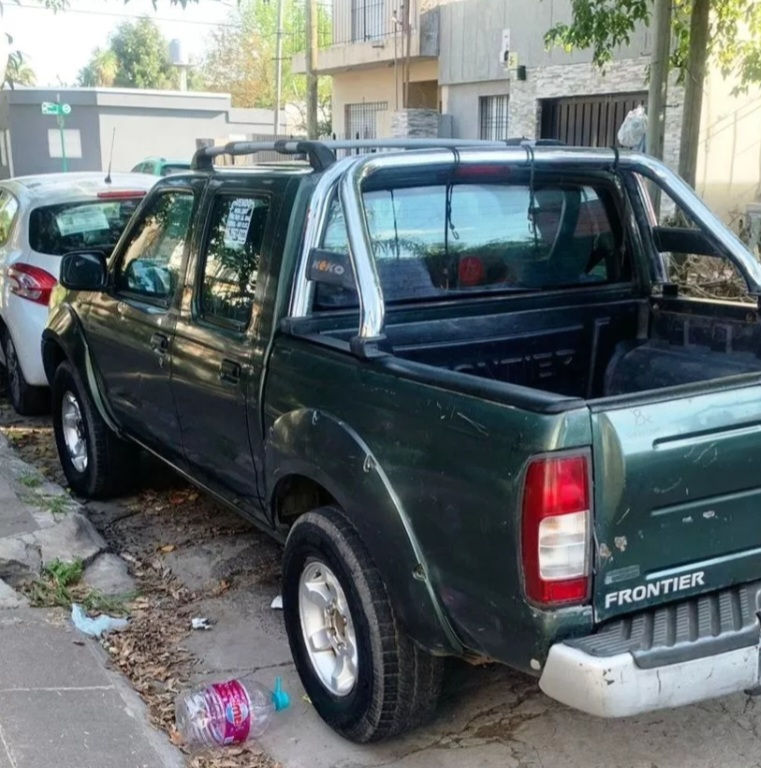 Nissan Frontier foto 0