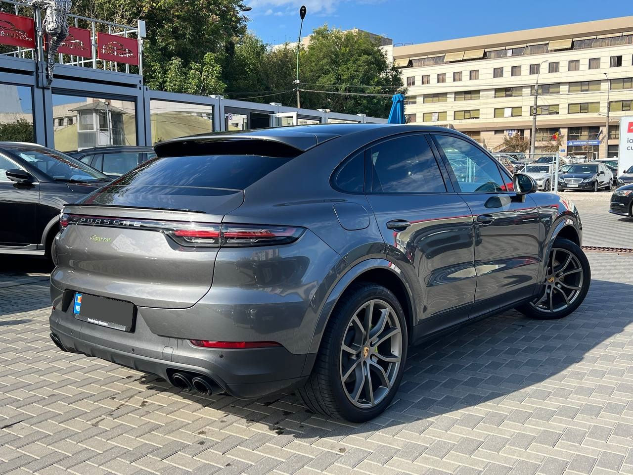 Porsche Cayenne Coupe foto 4