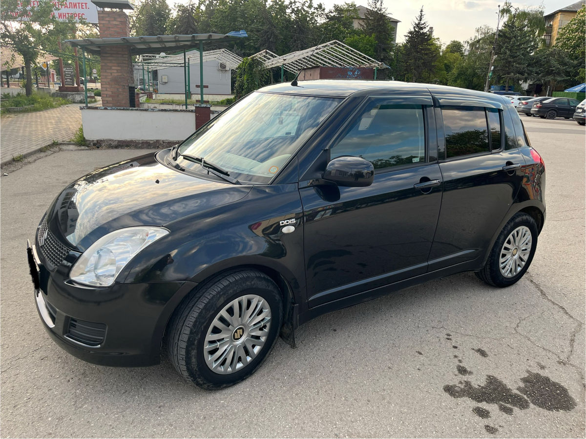 Suzuki Swift фото 7