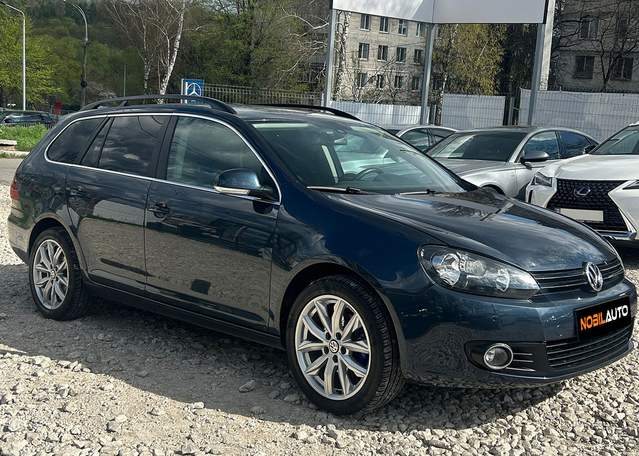 Volkswagen Golf foto 1