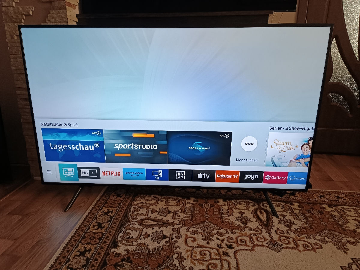 Samsung 65 дюймов 4K смарт