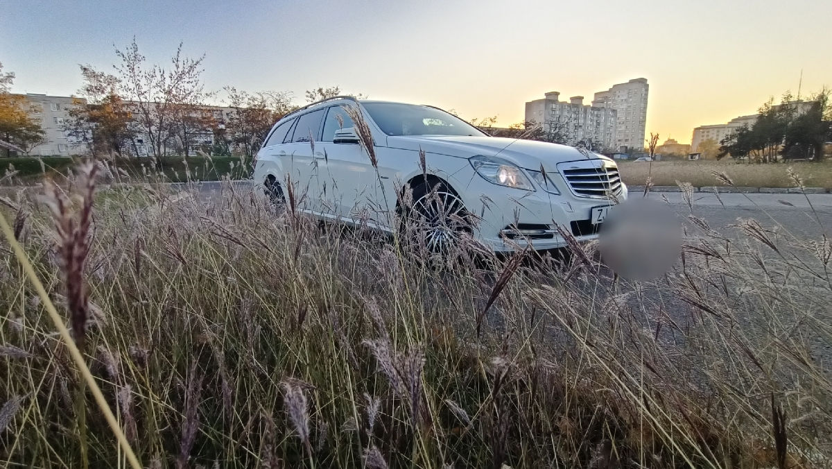 Mercedes E-Class foto 3