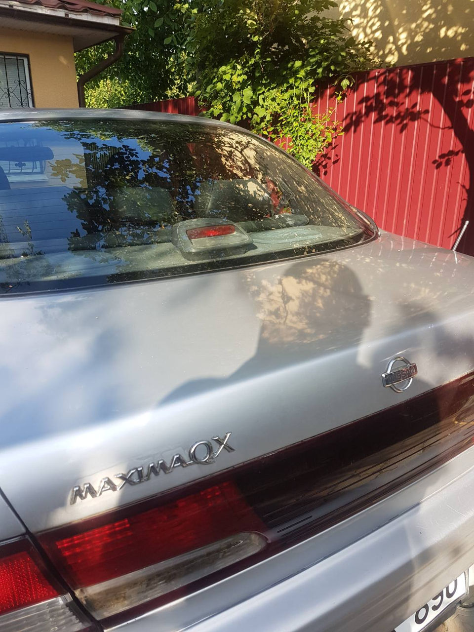 Nissan Maxima foto 2