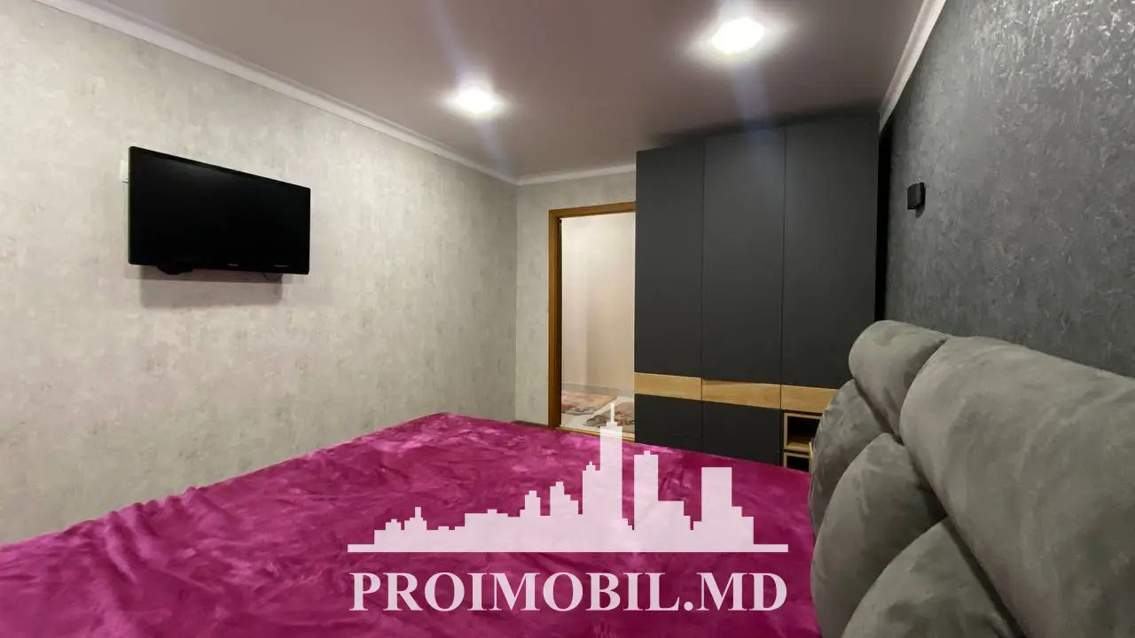 Apartament cu 3 camere, 75 m², Centru, Chișinău foto 1