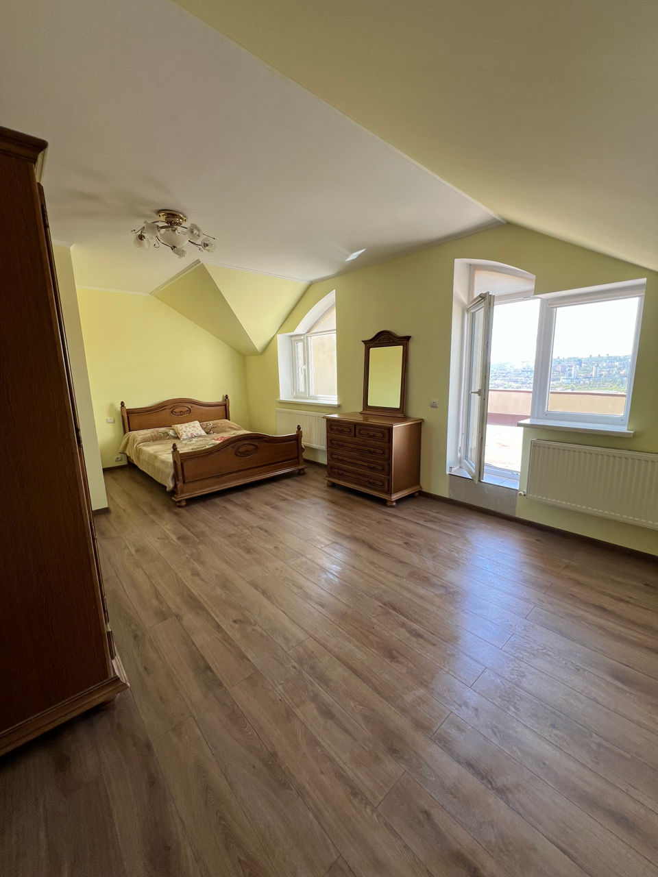 Apartament cu 4 camere, 140 m², Ciocana, Chișinău foto 5