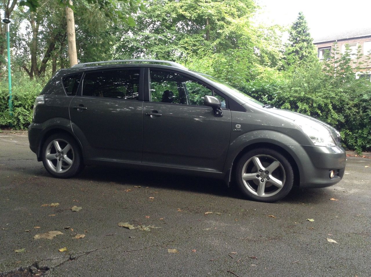 Toyota Corolla ,verso 2.0.2.2 D-cat 2003- 2008 foto 5