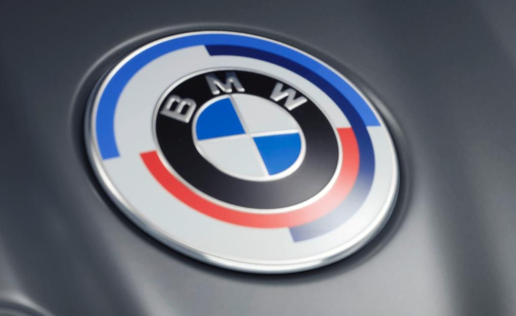 Значки, эмблемы BMW Original на Диски капот и багажник фото 0