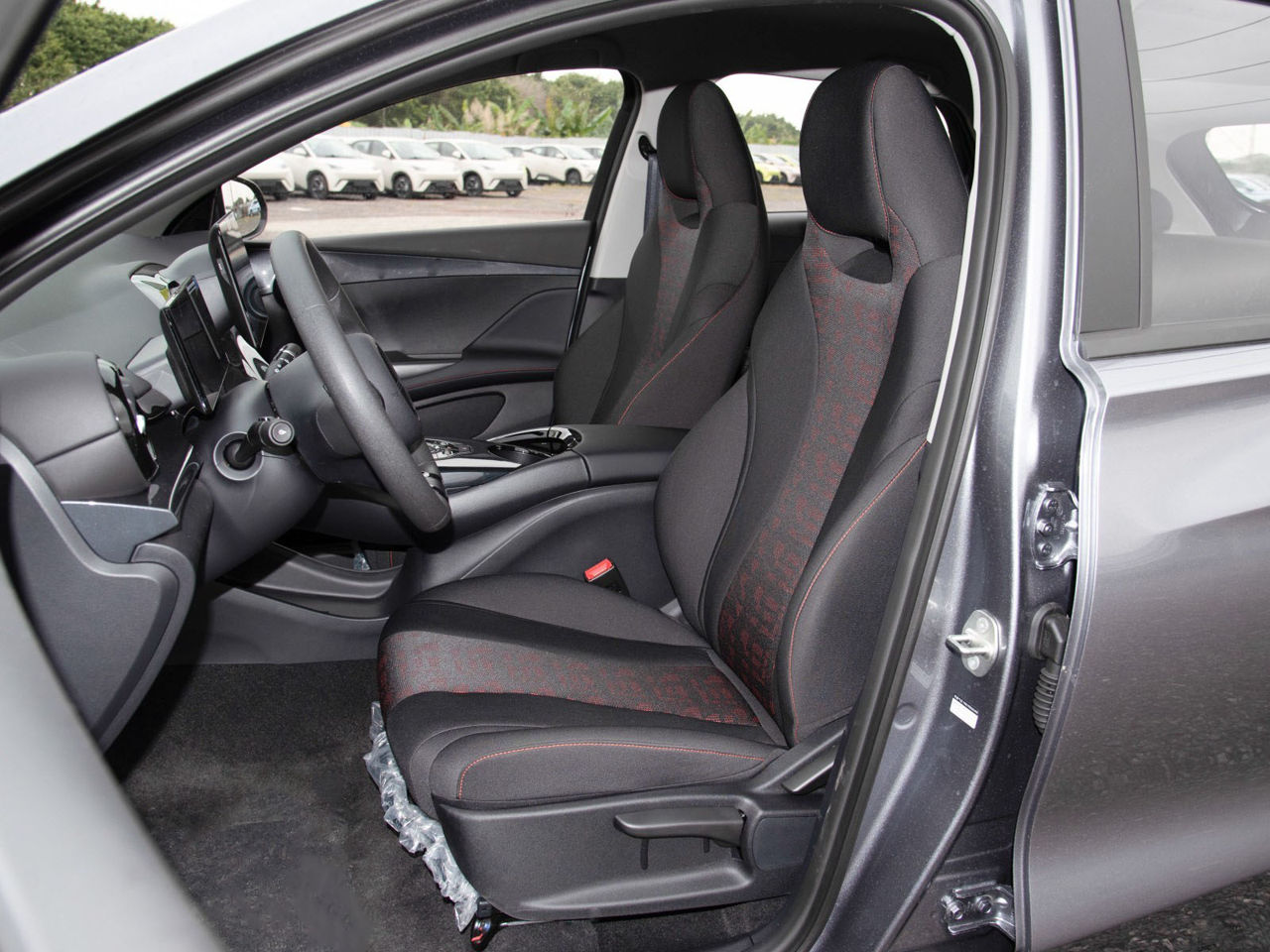 Byd E2 foto 11