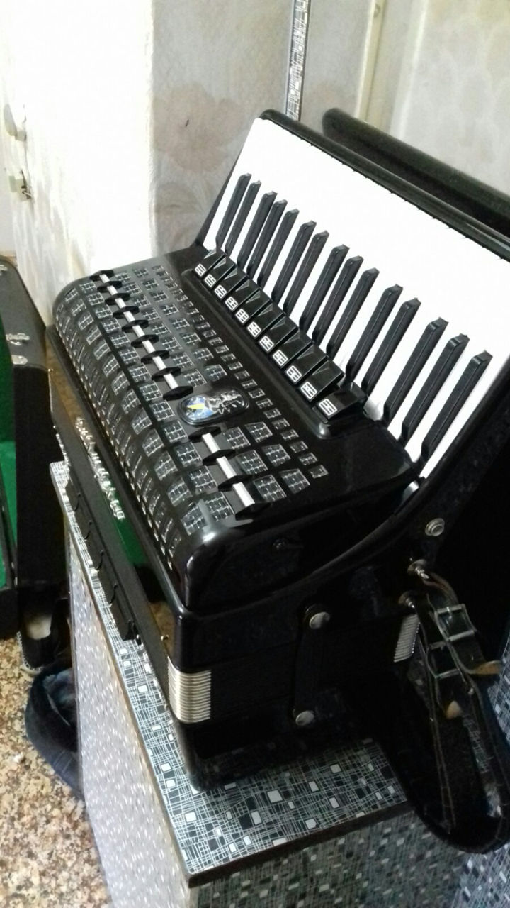 Продам акардион