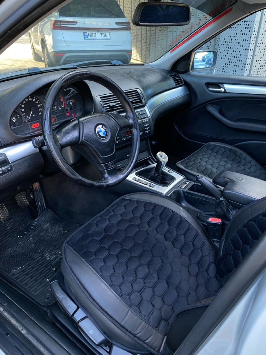 BMW 3 Series foto 7